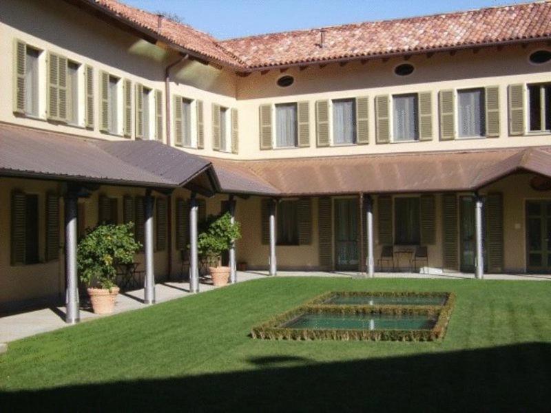 Locanda Dell'Arte Solonghello Luaran gambar